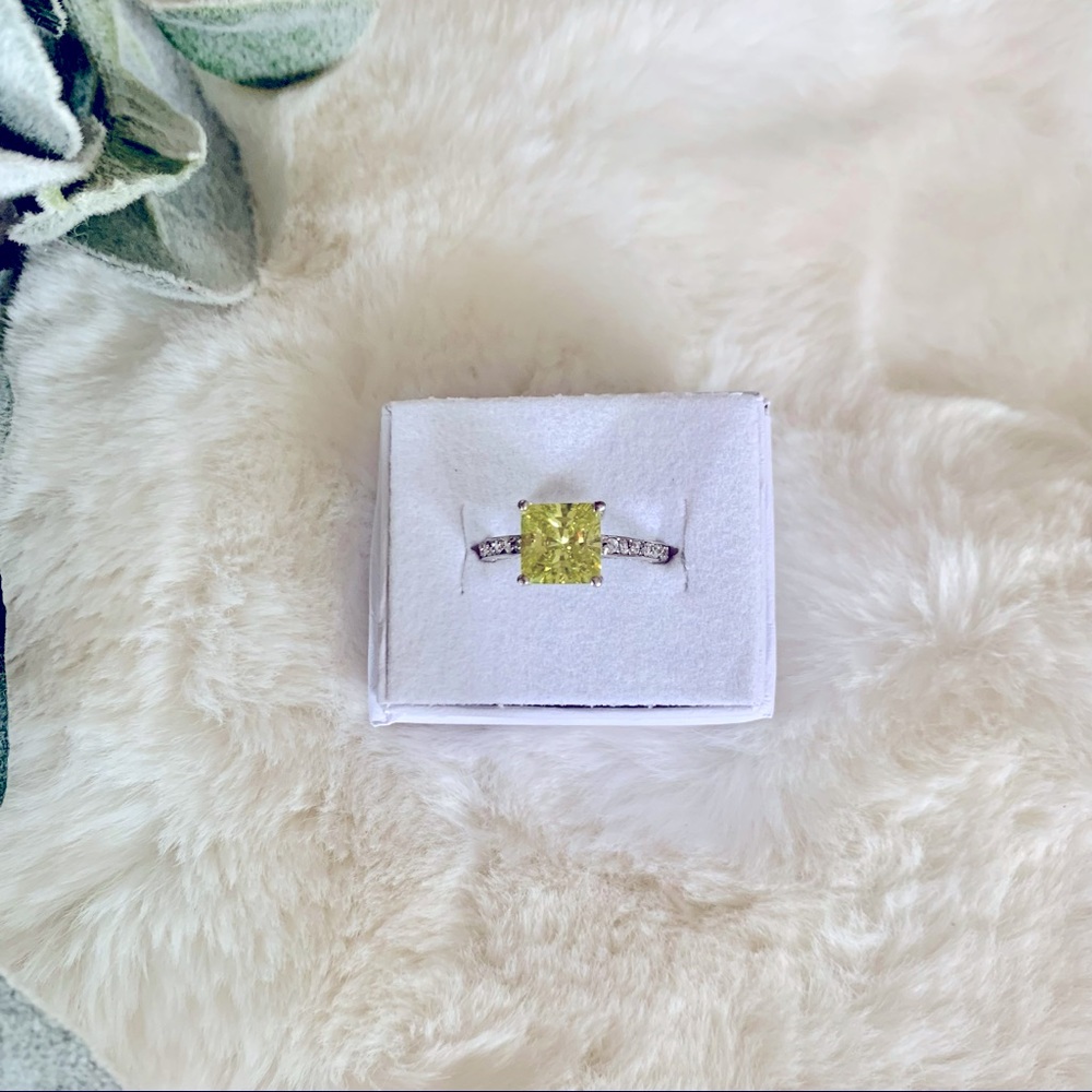 Princess Bella Ring